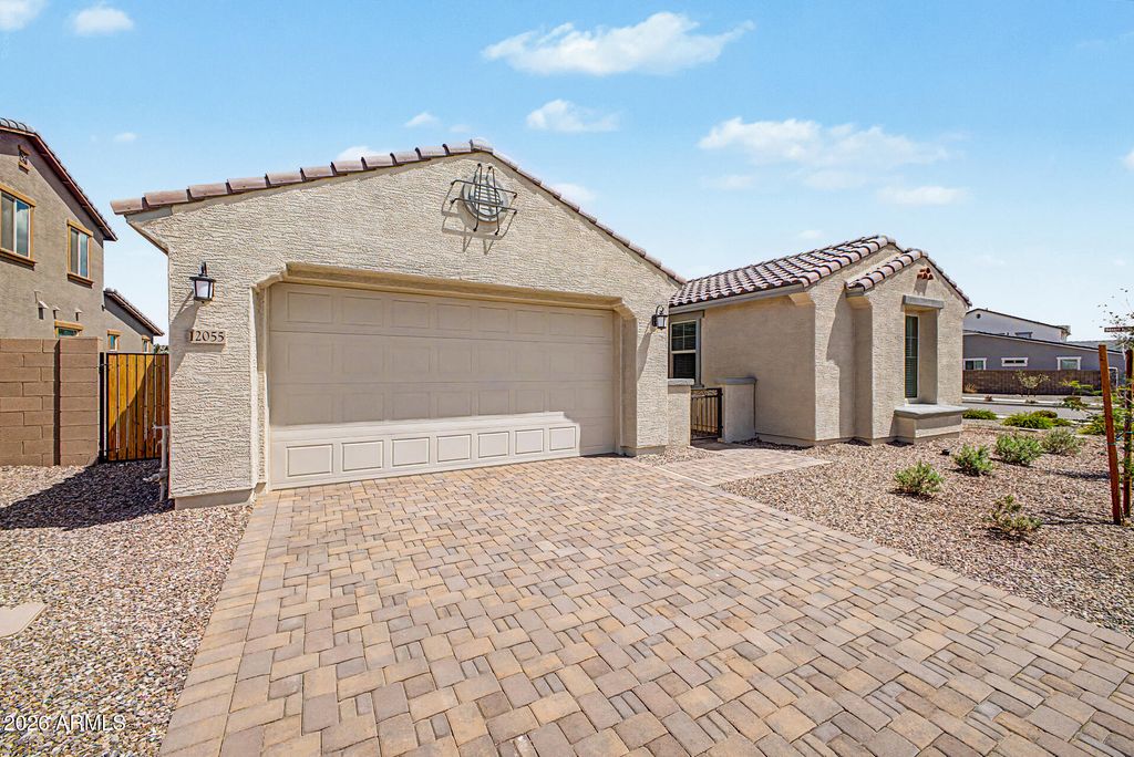 12055 N 169TH Avenue, Surprise, AZ 85388 — photo 2