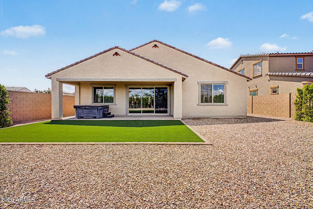 12055 N 169TH Avenue, Surprise, AZ 85388 — photo 3