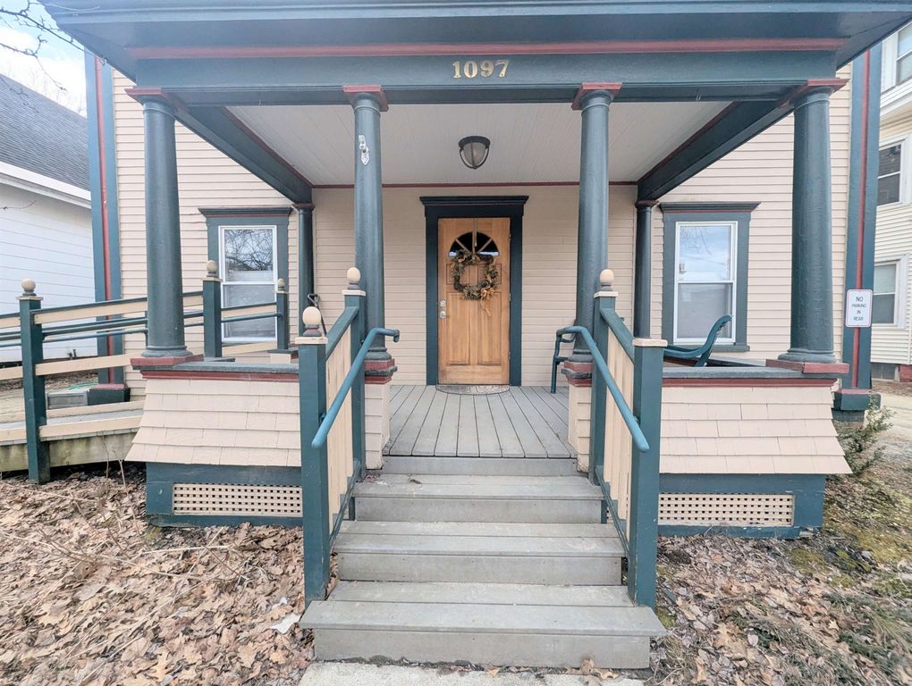 1097 Main Street U, St. Johnsbury, VT 05819