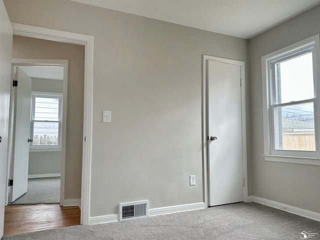 7316 Warwick Street, Detroit, MI 48228