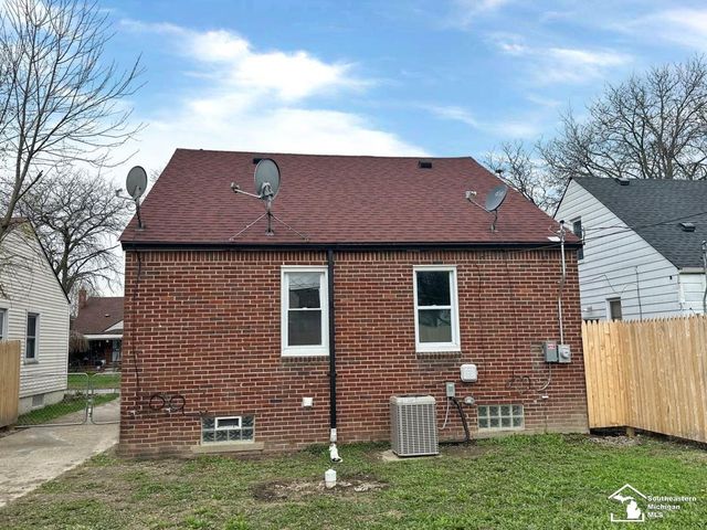 7316 Warwick Street, Detroit, MI 48228