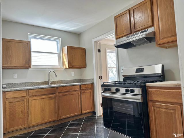 7316 Warwick Street, Detroit, MI 48228