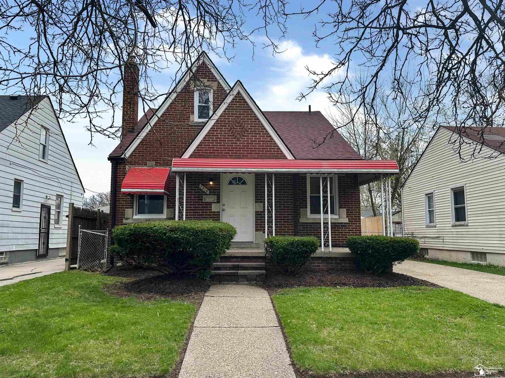 7316 Warwick Street, Detroit, MI 48228