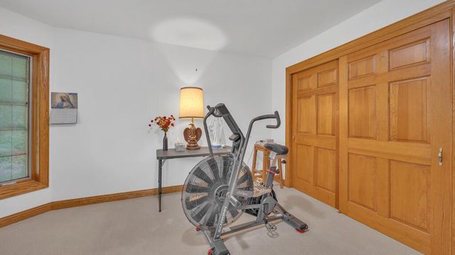 1828 Blackfoot COURT, Grafton, WI 53024