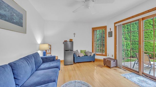 1828 Blackfoot COURT, Grafton, WI 53024