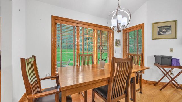 1828 Blackfoot COURT, Grafton, WI 53024