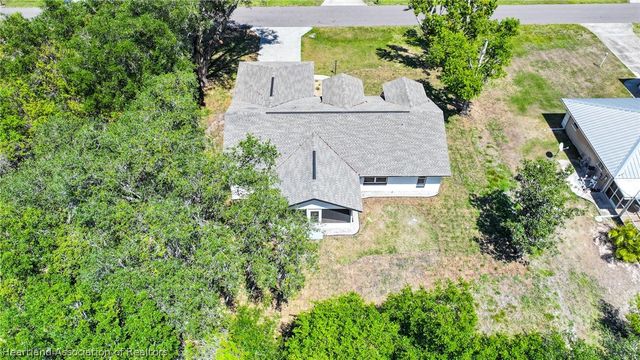 4425 Alcantarra Avenue, Sebring, FL 33872