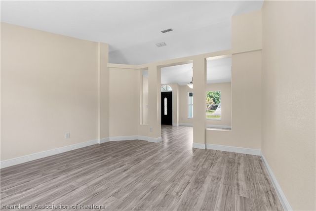4425 Alcantarra Avenue, Sebring, FL 33872