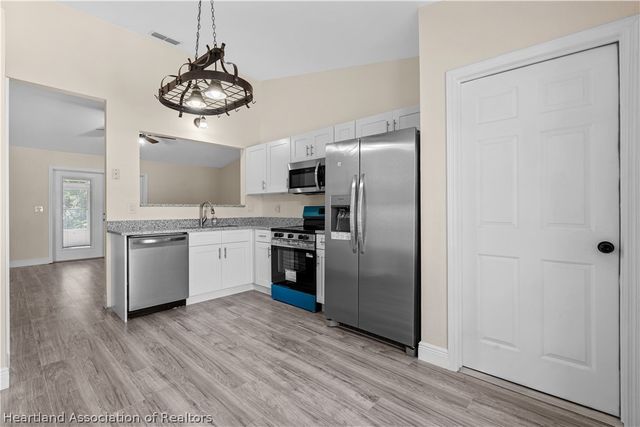 4425 Alcantarra Avenue, Sebring, FL 33872
