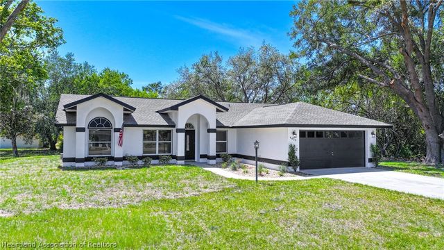 4425 Alcantarra Avenue, Sebring, FL 33872