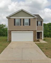5018 Pratt Drive, Boiling Springs, SC 29316