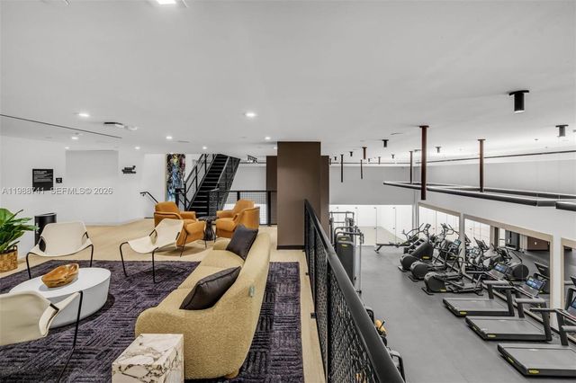 225 N Miami Ave 1709, Miami, FL 33131