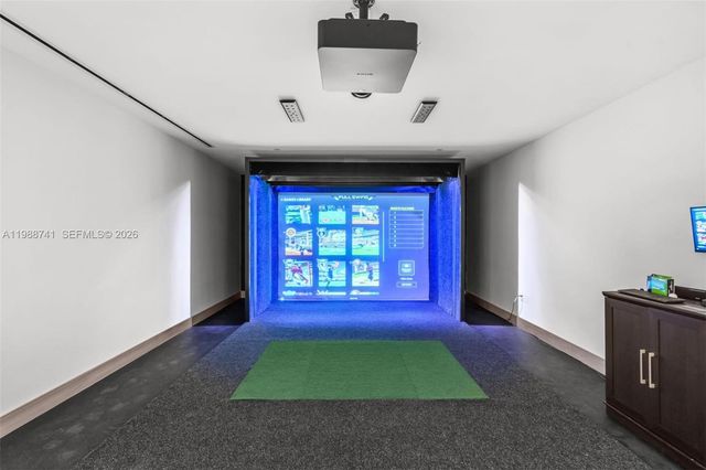 225 N Miami Ave 1709, Miami, FL 33131