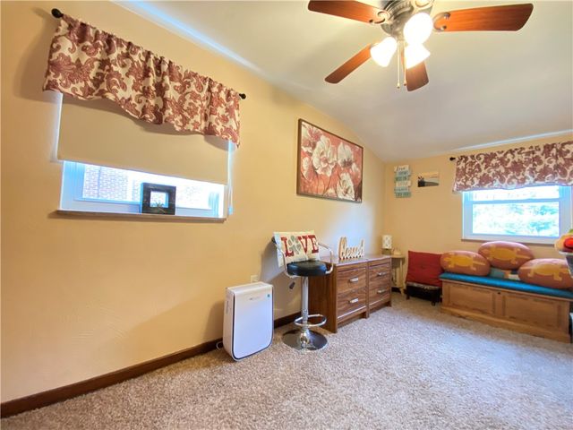 2609 Mohawk St, White Oak, PA 15131