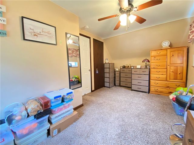 2609 Mohawk St, White Oak, PA 15131