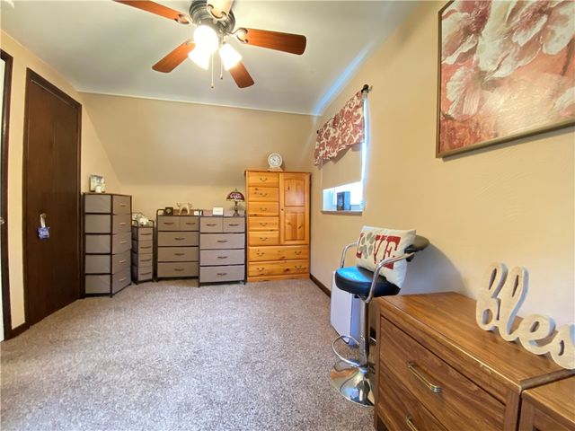 2609 Mohawk St, White Oak, PA 15131