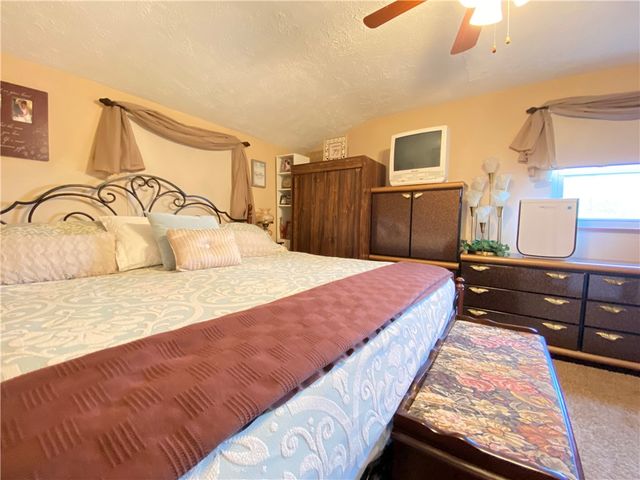 2609 Mohawk St, White Oak, PA 15131