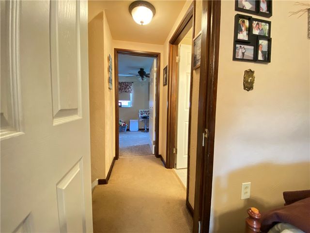 2609 Mohawk St, White Oak, PA 15131