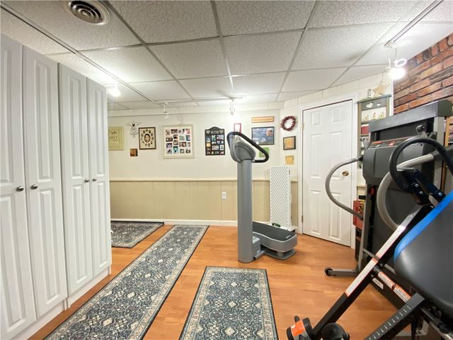 2609 Mohawk St, White Oak, PA 15131