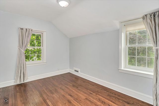 9204 S LEAVITT Street, Chicago, IL 60643