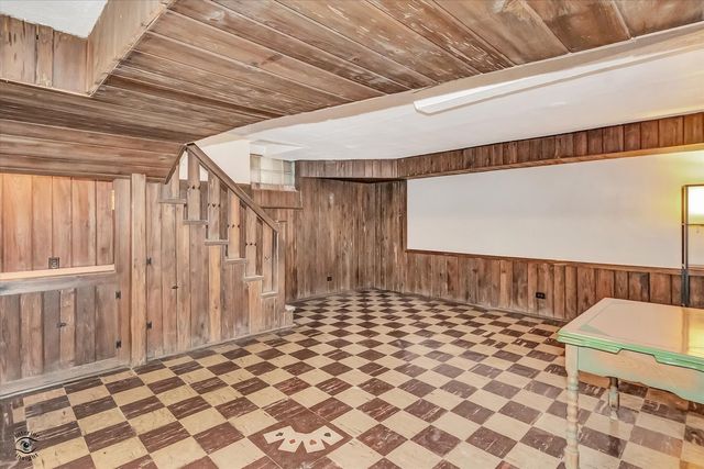 9204 S LEAVITT Street, Chicago, IL 60643