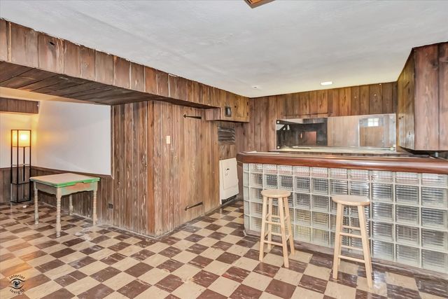 9204 S LEAVITT Street, Chicago, IL 60643