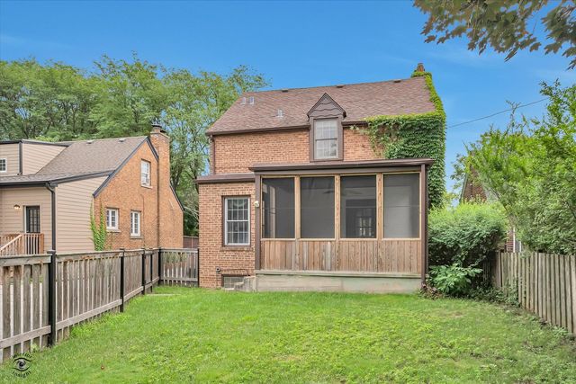 9204 S LEAVITT Street, Chicago, IL 60643