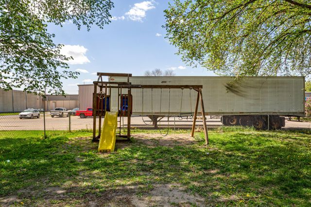 1510 Central Avenue N, Faribault, MN 55021