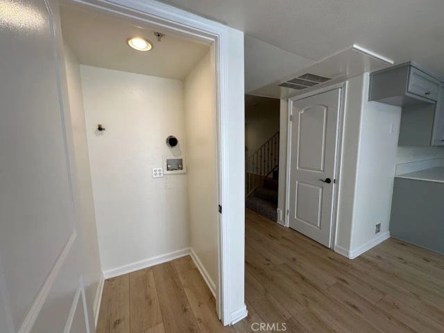 6446 Woodley Avenue 3, Lake Balboa, CA 91406