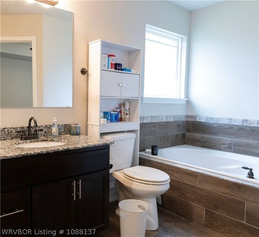 706 Live Oak Drive, Greenwood, AR 72936
