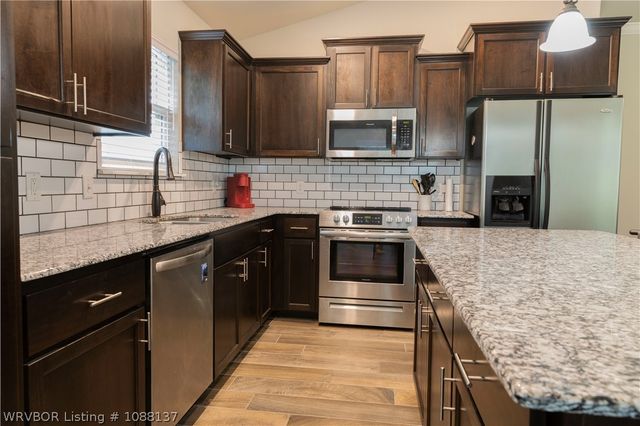 706 Live Oak Drive, Greenwood, AR 72936