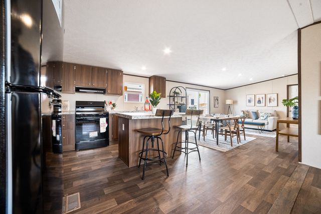 332 Huddleston Road, Montague, TX 76270