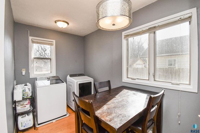 930 N Sherman Ave Avenue, Sioux Falls, SD 57103