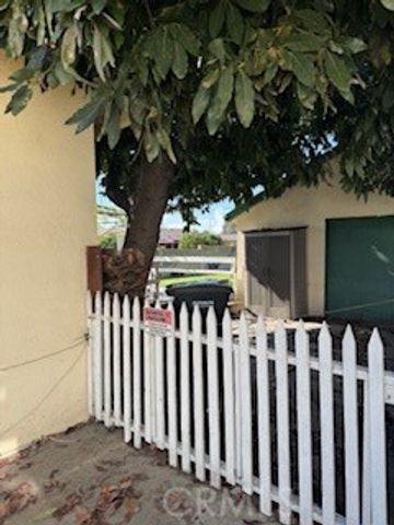 18709 Alburtis, Artesia, CA 90701