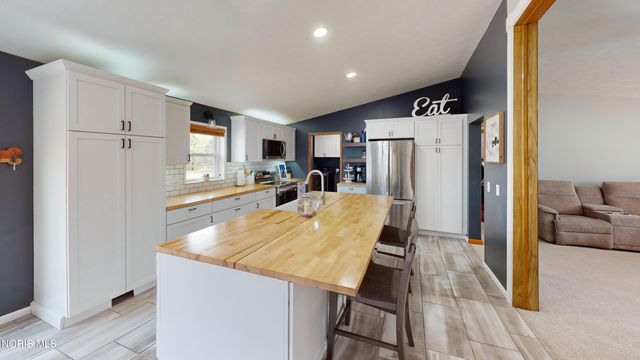 11860 Waterville Swanton Road, Whitehouse, OH 43571