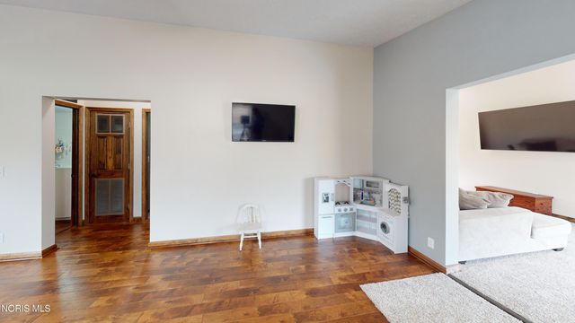 11860 Waterville Swanton Road, Whitehouse, OH 43571