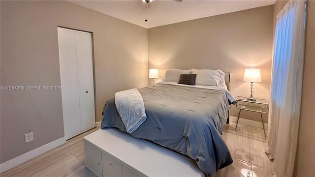 1324 NE 14th Ave, Fort Lauderdale, FL 33304