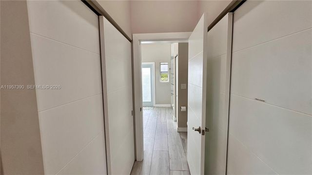 1324 NE 14th Ave, Fort Lauderdale, FL 33304