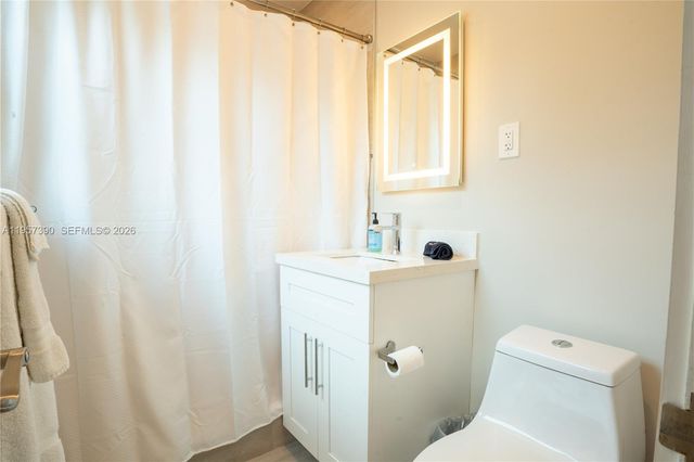 1324 NE 14th Ave, Fort Lauderdale, FL 33304