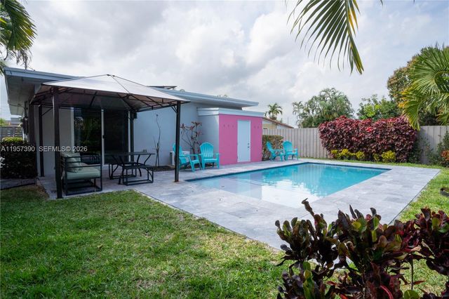 1324 NE 14th Ave, Fort Lauderdale, FL 33304