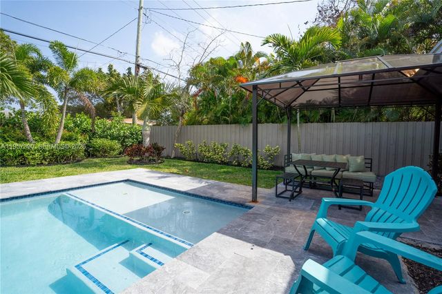 1324 NE 14th Ave, Fort Lauderdale, FL 33304