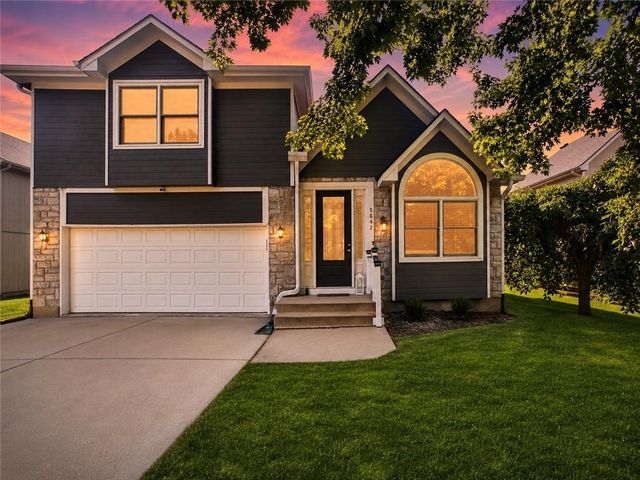 5642 Brownridge Drive, Shawnee, KS 66218