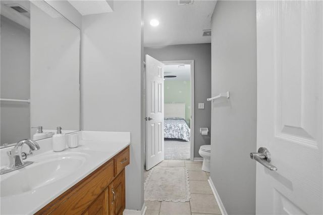 5642 Brownridge Drive, Shawnee, KS 66218