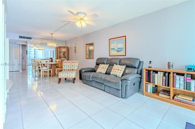 2655 Collins Ave 603, Miami Beach, FL 33140