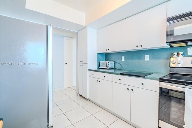 2655 Collins Ave 603, Miami Beach, FL 33140