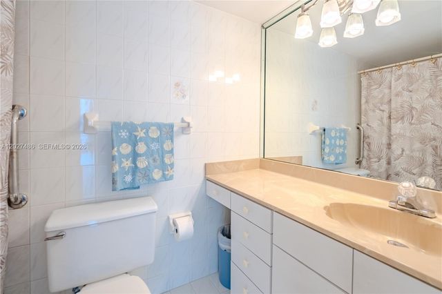 2655 Collins Ave 603, Miami Beach, FL 33140