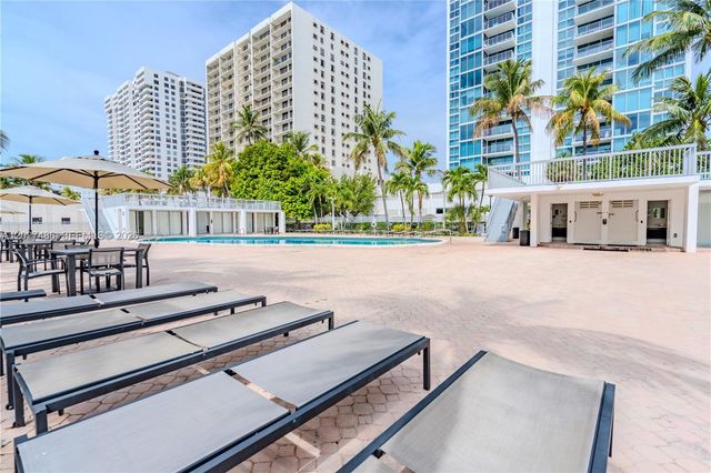 2655 Collins Ave 603, Miami Beach, FL 33140