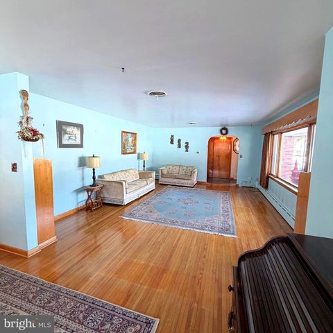 110 HUDSON AVENUE, Chambersburg, PA 17201