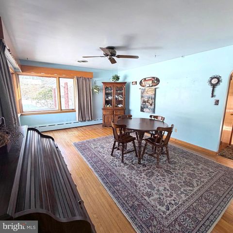 110 HUDSON AVENUE, Chambersburg, PA 17201