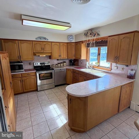 110 HUDSON AVENUE, Chambersburg, PA 17201